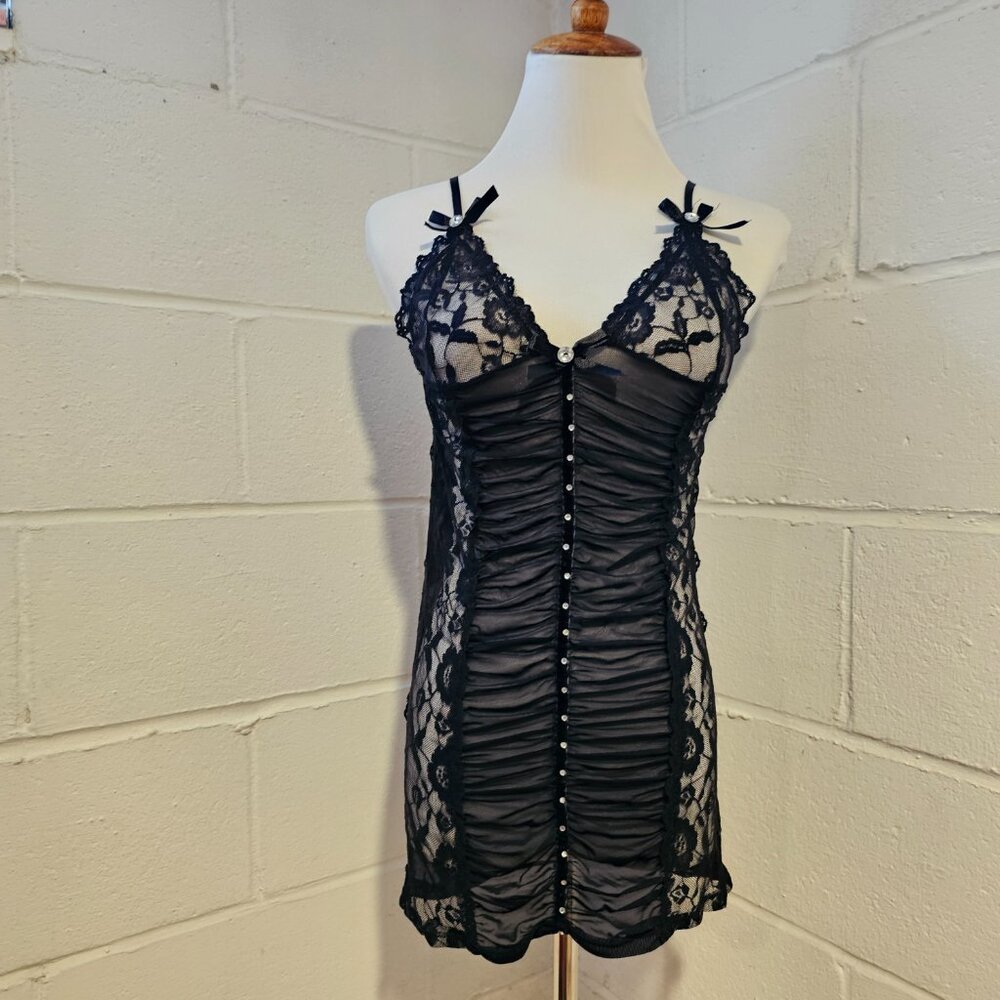 Vintage McBling Goth emo Vampire Femi Girly Black Sheer Lace Ruffled Tank Top